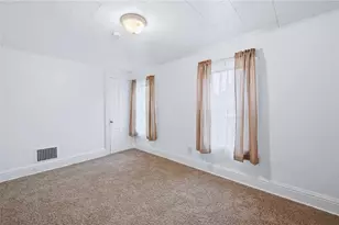 1016 Hamilton Ave, Farrell, PA 16121 - Photo 26