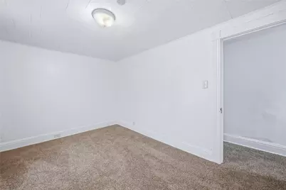 1016 Hamilton Ave, Farrell, PA 16121 - Photo 24