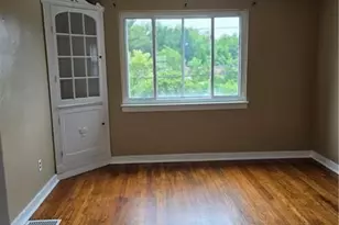 155 Pennoak Dr, Pittsburgh, PA 15235 - Photo 2