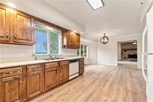 129 Chapel View Dr, Hempfield Township, PA 15601 - Photo 18