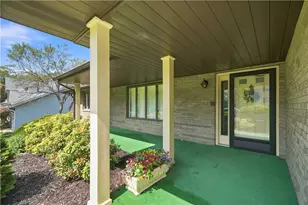 129 Chapel View Dr, Hempfield Township, PA 15601 - Photo 2