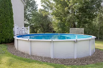 1850 Perry Hwy, Springfield Township, PA 16156 - Photo 14