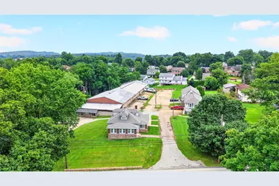 1365 Mount Pleasant Rd, Hempfield Township, PA 15601 - Photo 10