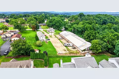 1365 Mount Pleasant Rd, Hempfield Township, PA 15601 - Photo 12