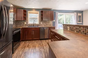 191 Pinehurst Dr, Economy, PA 15042 - Photo 8