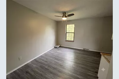 71 Meanor St, Imperial, PA 15126 - Photo 4