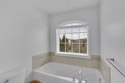 213 Windham Ln, Adams Township, PA 16046 - Photo 22