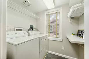 1221 Palo Alto St, Pittsburgh, PA 15212 - Photo 18