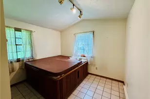 225 East End Rd, Centerville, PA 15417 - Photo 18