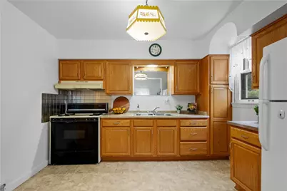 6611 Library Rd, South Park, PA 15129 - Photo 8