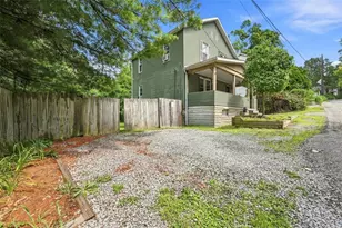 1221 Oakleaf Dr, Pittsburgh, PA 15207 - Photo 2