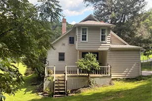 144 Calvert Ln, Wayne Township, PA 16101 - Photo 24