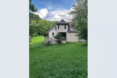 144 Calvert Ln, Wayne Township, PA 16101 - Photo 26
