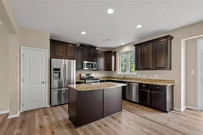 231 Eagle Dr, Cranberry Township, PA 16066 - Photo 8