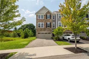 231 Eagle Dr, Cranberry Township, PA 16066 - Photo 1