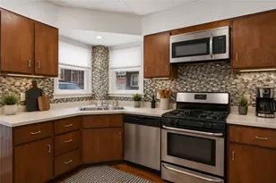 4400 Davison St, Pittsburgh, PA 15201 - Photo 10