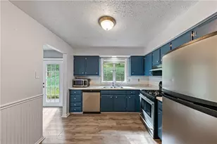 1 Fawcett Cir, Coraopolis, PA 15108 - Photo 10