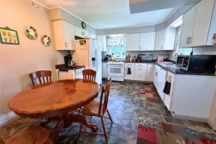 410 Liberty St, Grove City Boro, PA 16127 - Photo 6