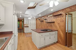 107 Jeanine Ct, Trafford, PA 15085 - Photo 6