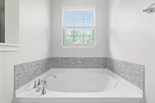 106 Arbor Trail Dr, Robinson Twp, PA 15136 - Photo 24