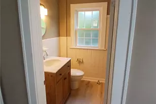 110 W Garfield Ave, New Castle, PA 16105 - Photo 24