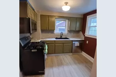 110 W Garfield Ave, New Castle, PA 16105 - Photo 8