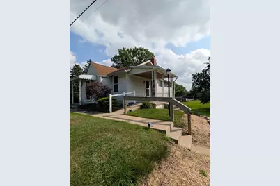 421 New Castle, Butler, PA 16001 - Photo 2