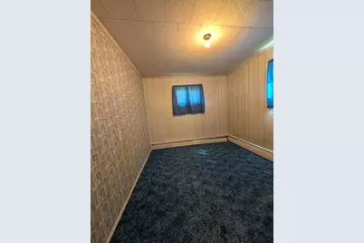 421 New Castle, Butler, PA 16001 - Photo 26