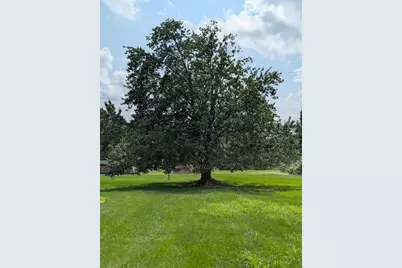421 New Castle, Twp of But NW, PA 16001 - Photo 2