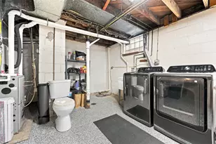 501 Sunnyland Ave, Pittsburgh, PA 15227 - Photo 32