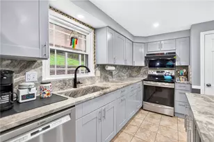 214 Dombey Dr, Ross Twp, PA 15237 - Photo 14