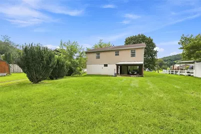 428 Route 356, Washington Township, PA 15613 - Photo 14
