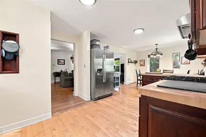 356 Bracken Ave, Pittsburgh, PA 15227 - Photo 8