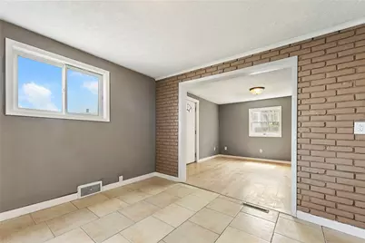 509 Division Avenue, Ellwood City, PA 16117 - Photo 12