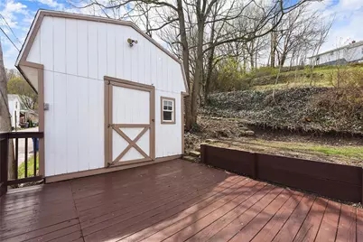 509 Division Avenue, Ellwood City, PA 16117 - Photo 22