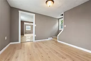 509 Division Ave, Ellwood City, PA 16117 - Photo 6