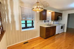 435 Fruitwood Dr, Bethel Park, PA 15102 - Photo 16