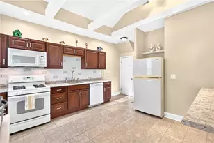 85 Beltzhoover Ave, Pittsburgh, PA 15210 - Photo 16