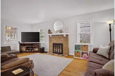 302 Lindsay Rd, Scott Township, PA 15106 - Photo 12