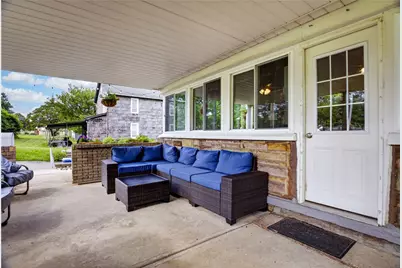 302 Lindsay Rd, Scott Township, PA 15106 - Photo 28
