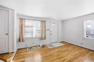 321 Cedar St, Jeannette, PA 15644 - Photo 10