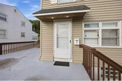 321 Cedar St, Jeannette, PA 15644 - Photo 6