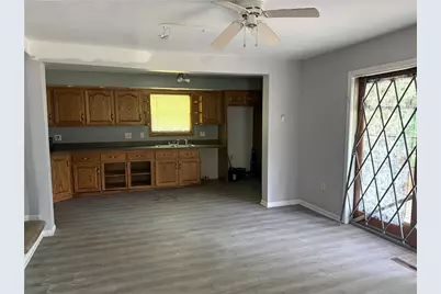 431 Malleable St, Sharon, PA 16146 - Photo 8