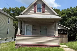 431 Malleable St, Sharon, PA 16146 - Photo 1