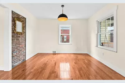 1221 Pocono St, Pittsburgh, PA 15218 - Photo 8