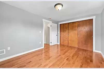 1221 Pocono St, Pittsburgh, PA 15218 - Photo 26