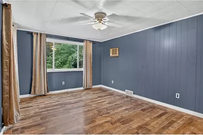 208 Tyrol Dr, Pittsburgh, PA 15227 - Photo 14