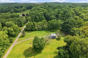 352 Mountain View Rd, Union Township, PA 16101 - Photo 20