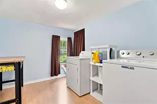 352 Mountain View Rd, Union Township, PA 16101 - Photo 10