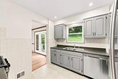 4125 Tuxey Ave, Pittsburgh, PA 15227 - Photo 8